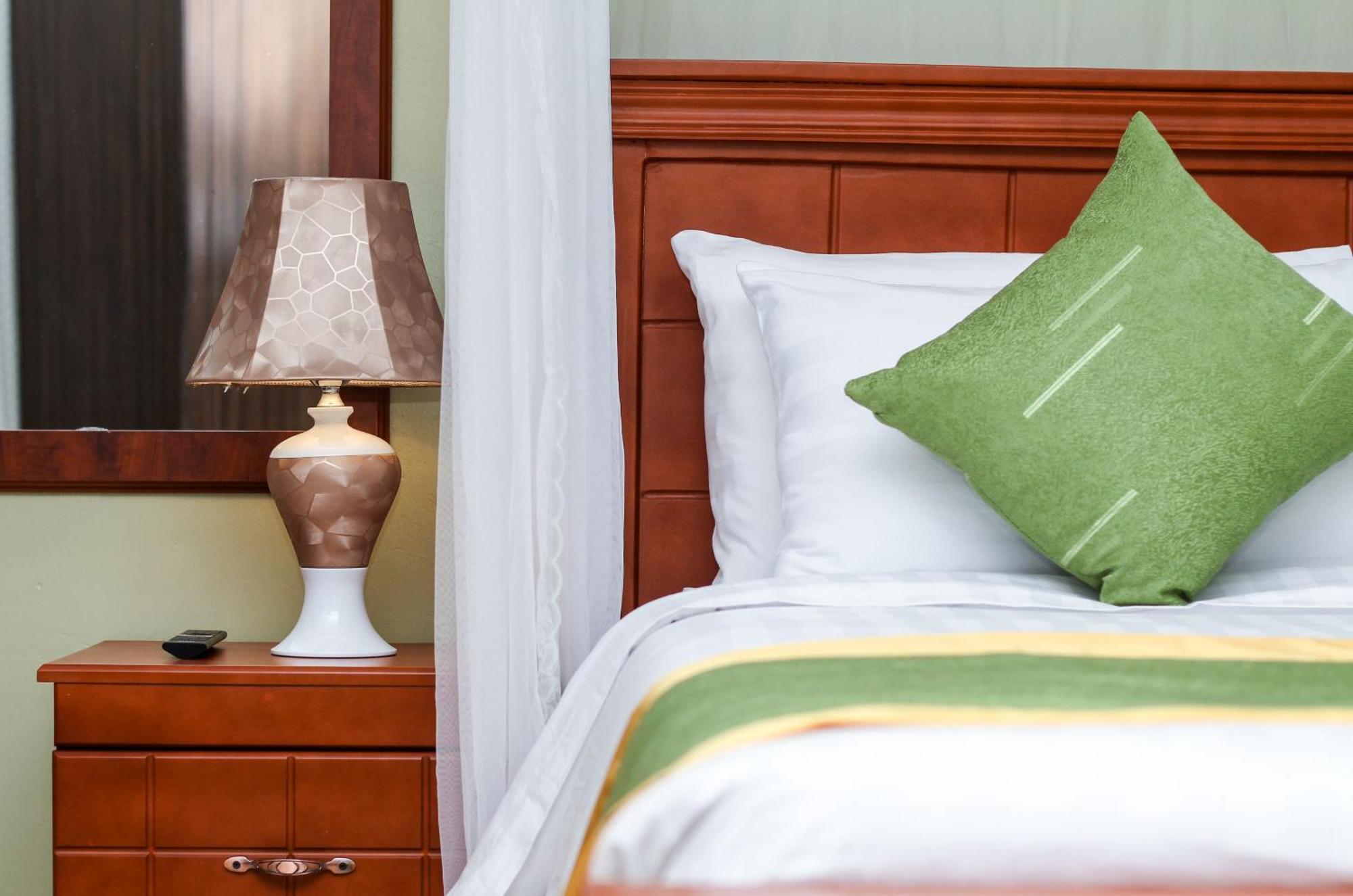 Excelsis Garden Hotels - Kampala Dış mekan fotoğraf